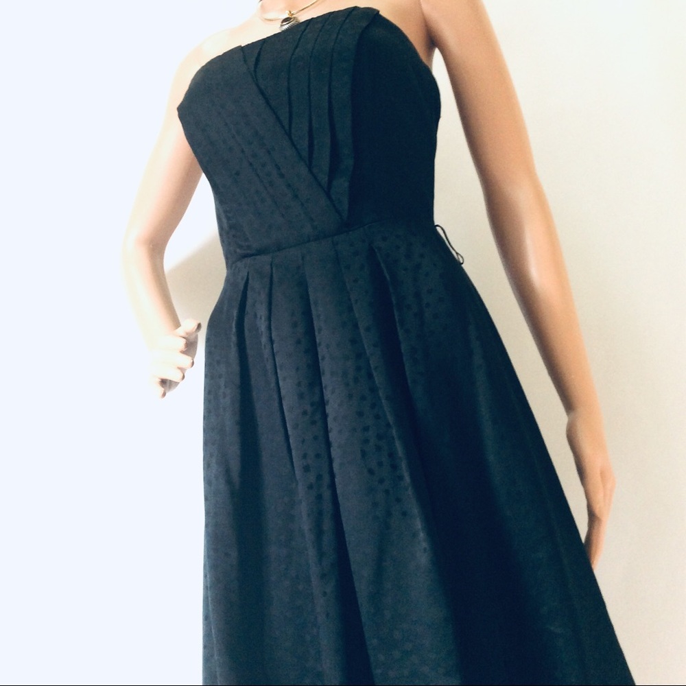 White House Black Market Strapless Black Dress - Picture 3 of 4